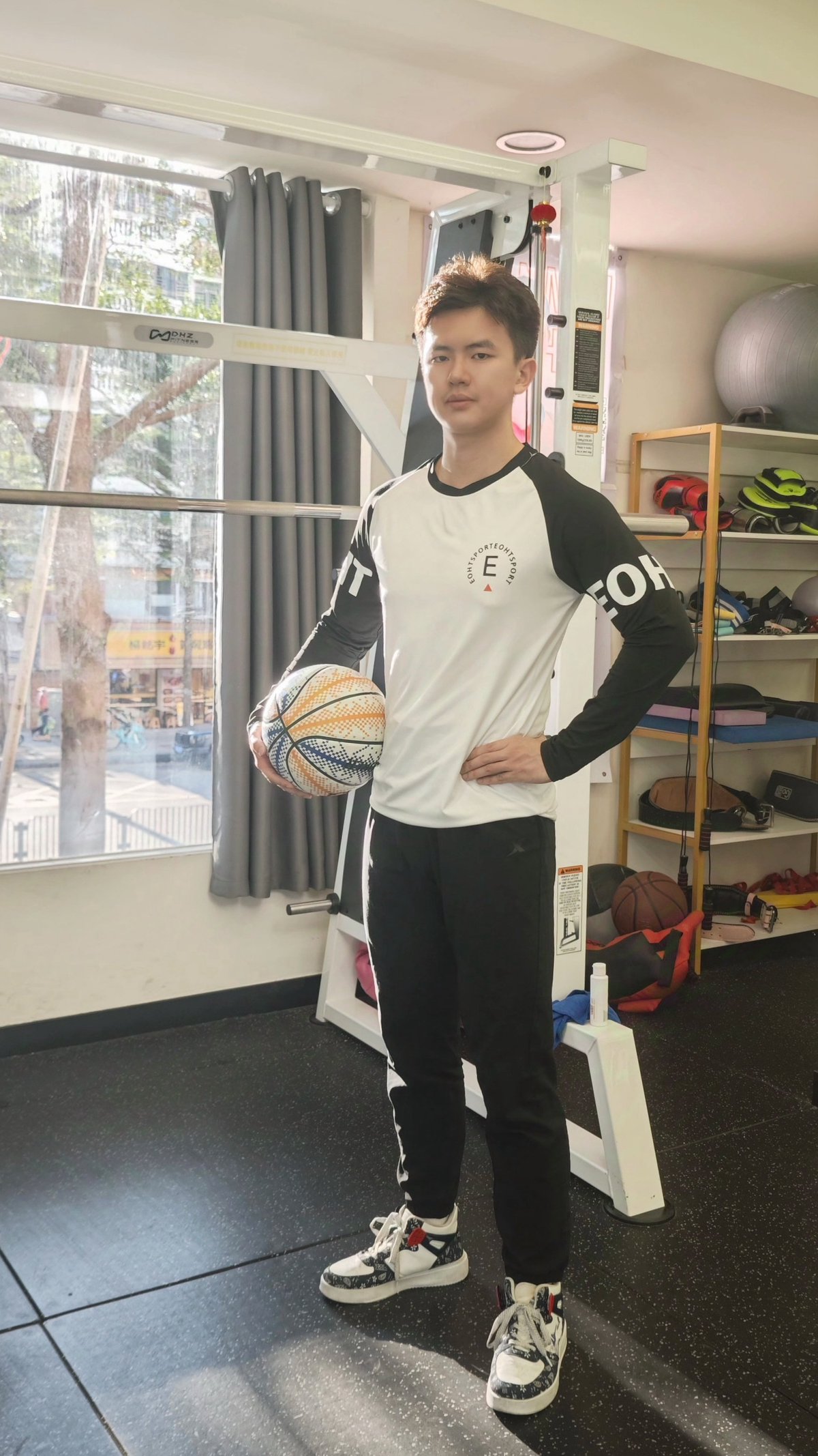 大学生篮球爱好者如何借鉴偶像的成长路径_1